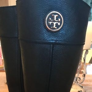 Tory burch boots